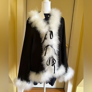 Venus in Love Blouse with Feathers in Black